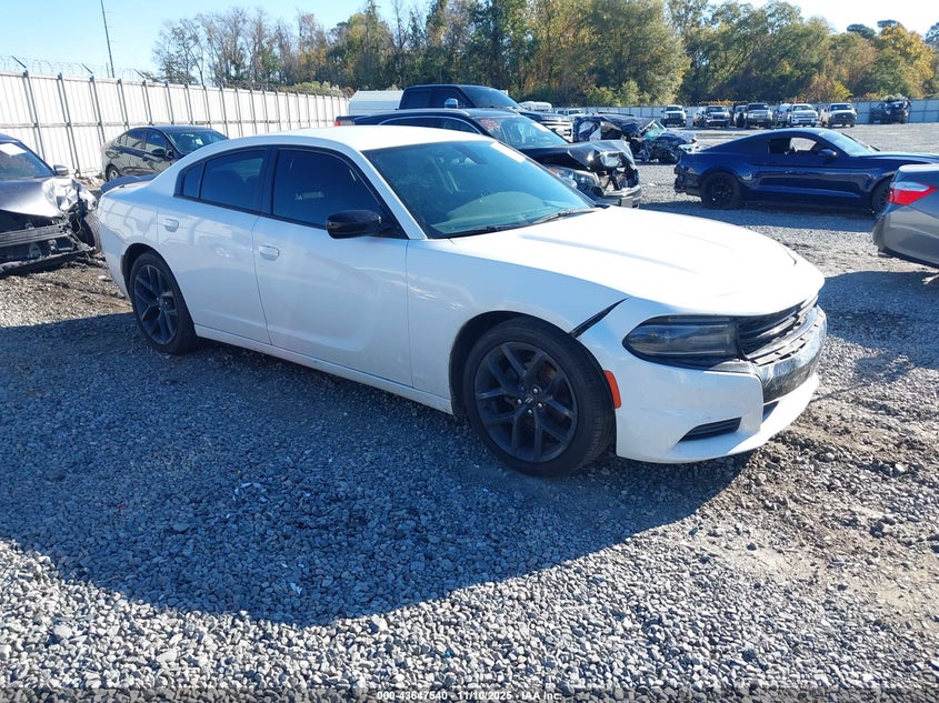 DODGE CHARGER SXT RWD