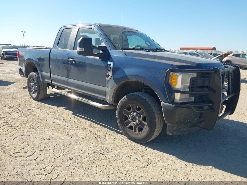 FORD F-250 XL