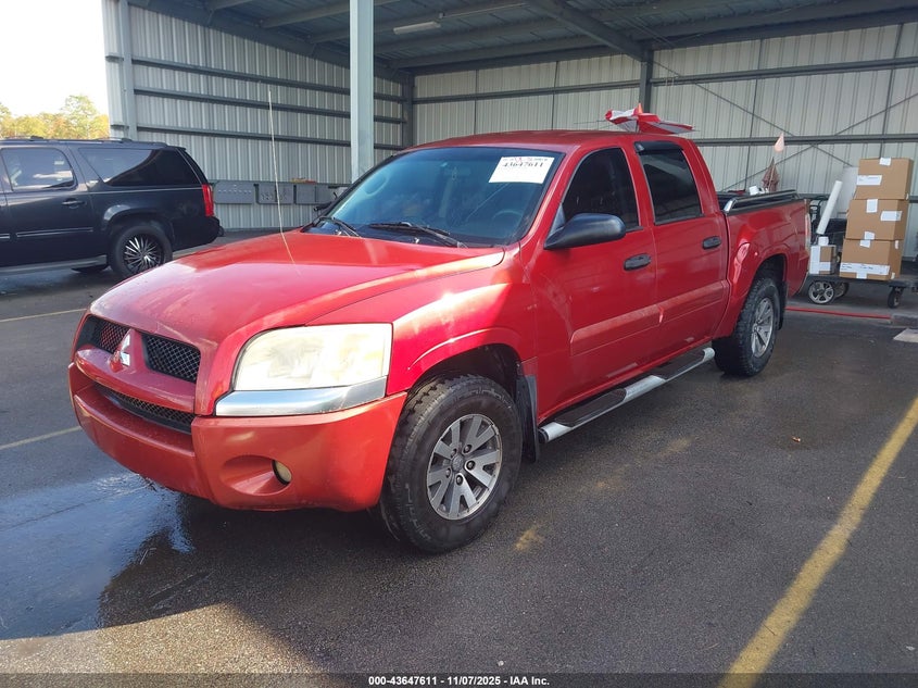 1Z7HC28K37S185126 2007 MITSUBISHI RAIDER photo no. 2