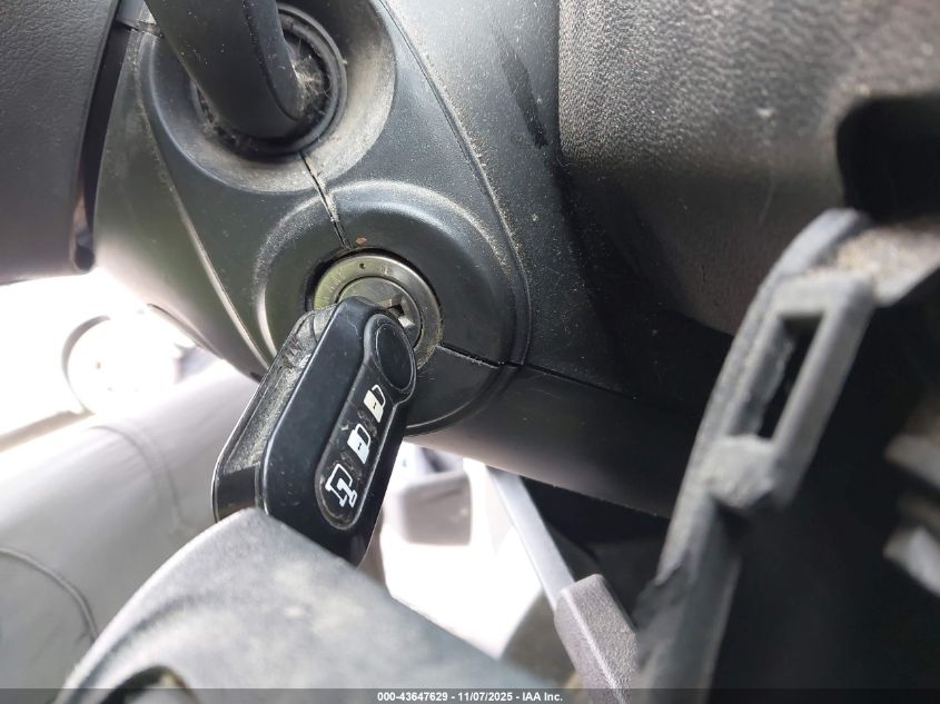 2019 Ram Promaster 2500 High Roof 159 Wb VIN: 3C6TRVDG8KE561586 Lot: 43647629