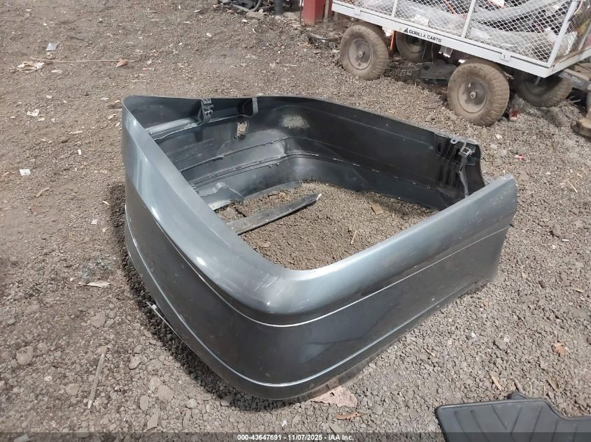 2008 Mercedes-Benz E 350 VIN: WDBUF56X18B212051 Lot: 43647691