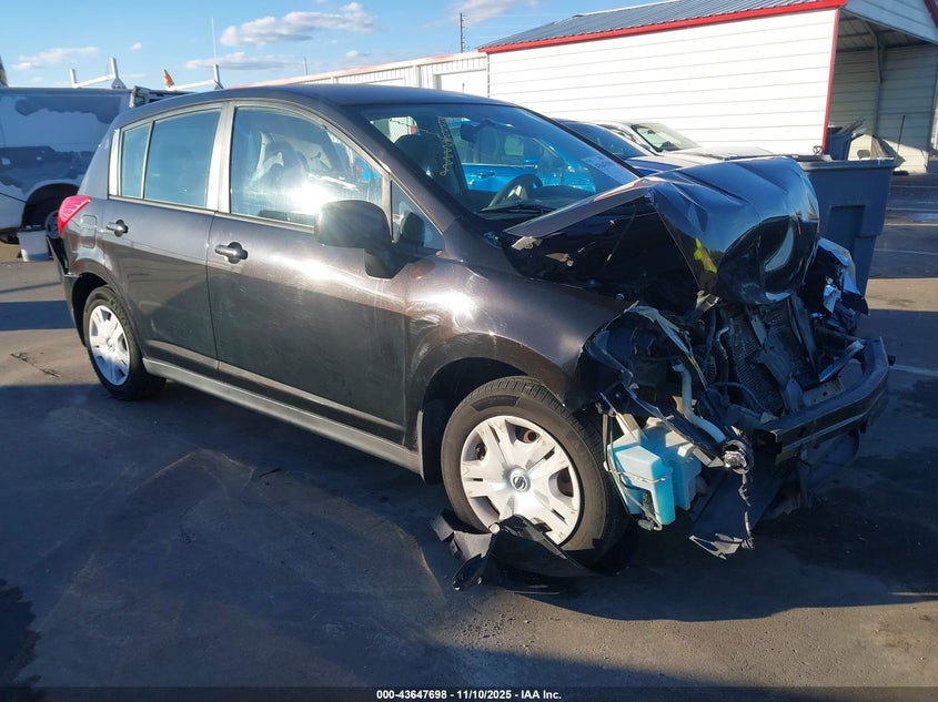NISSAN VERSA 1.8 S