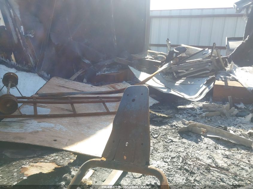 2022 Chevrolet Express Cutaway Work Van VIN: 1GB3GSC74N1264437 Lot: 43647719