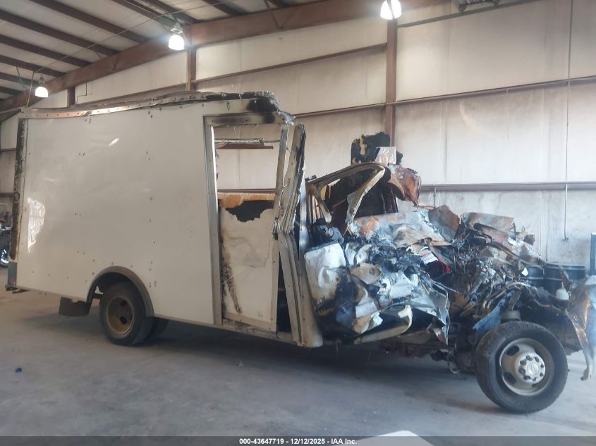 2022 Chevrolet Express 2500