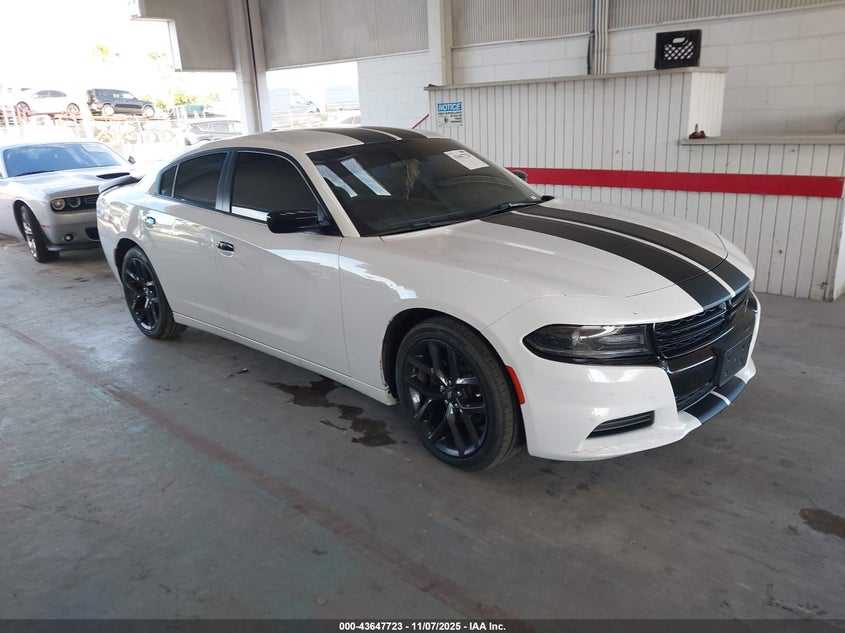 DODGE CHARGER SXT RWD