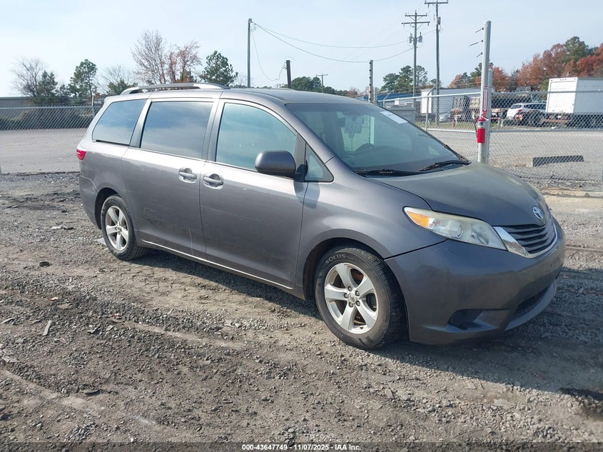 2015 TOYOTA SIENNA LE 8 PASSENGER - 5TDKK3DC2FS610433