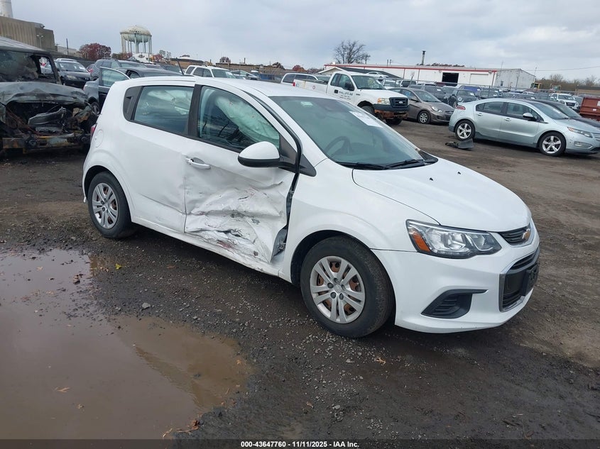 2019 CHEVROLET SONIC LT AUTO - 1G1JG6SB5K4136288