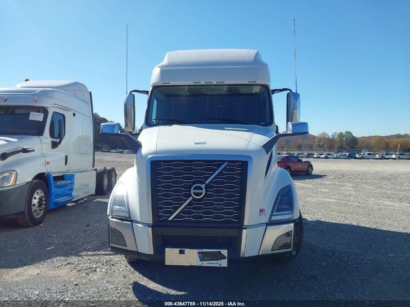 2019 Volvo Vnl VIN: 4V4NC9TH7KN220670 Lot: 43647785