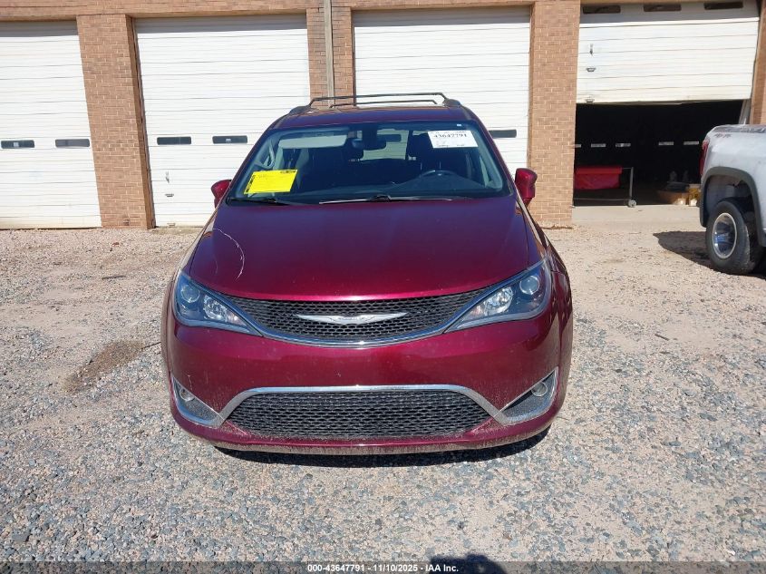 2018 Chrysler Pacifica Touring L VIN: 2C4RC1BG3JR120073 Lot: 43647791