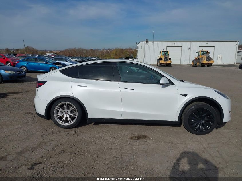 2023 Tesla Model Y Awd/Long Range Dual Motor All-Wheel Drive VIN: 7SAYGDEEXPA038762 Lot: 43647800