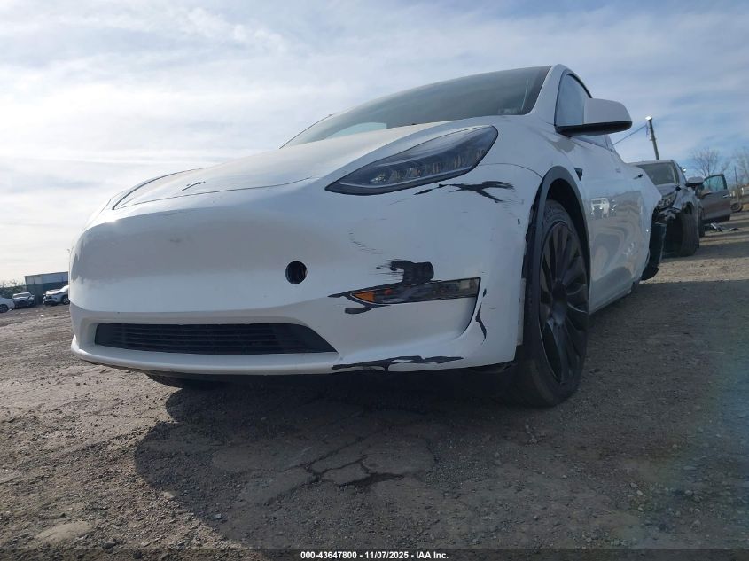 2023 Tesla Model Y Awd/Long Range Dual Motor All-Wheel Drive VIN: 7SAYGDEEXPA038762 Lot: 43647800