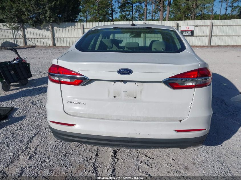 2019 Ford Fusion S VIN: 3FA6P0G71KR282201 Lot: 43647835