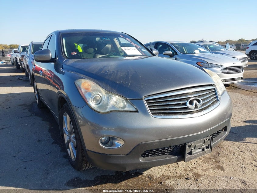 INFINITI EX35 JOURNEY