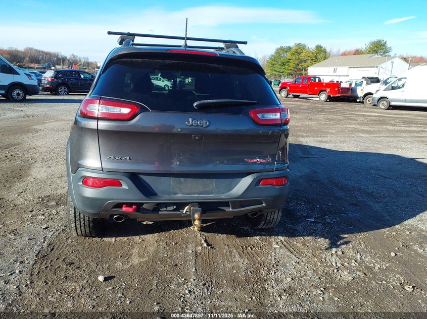 2017 Jeep Cherokee Trailhawk 4X4 VIN: 1C4PJMBS8HW655548 Lot: 43647857