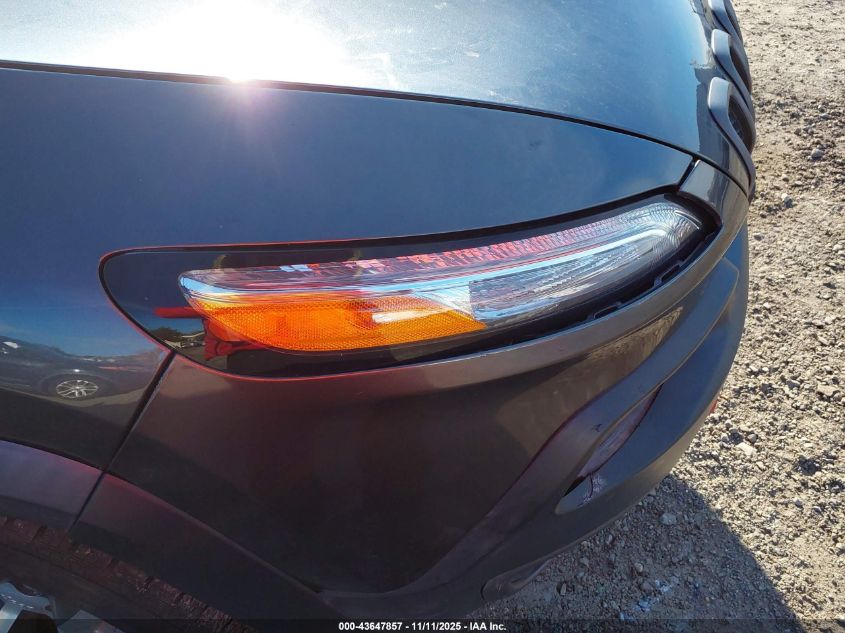 2017 Jeep Cherokee Trailhawk 4X4 VIN: 1C4PJMBS8HW655548 Lot: 43647857