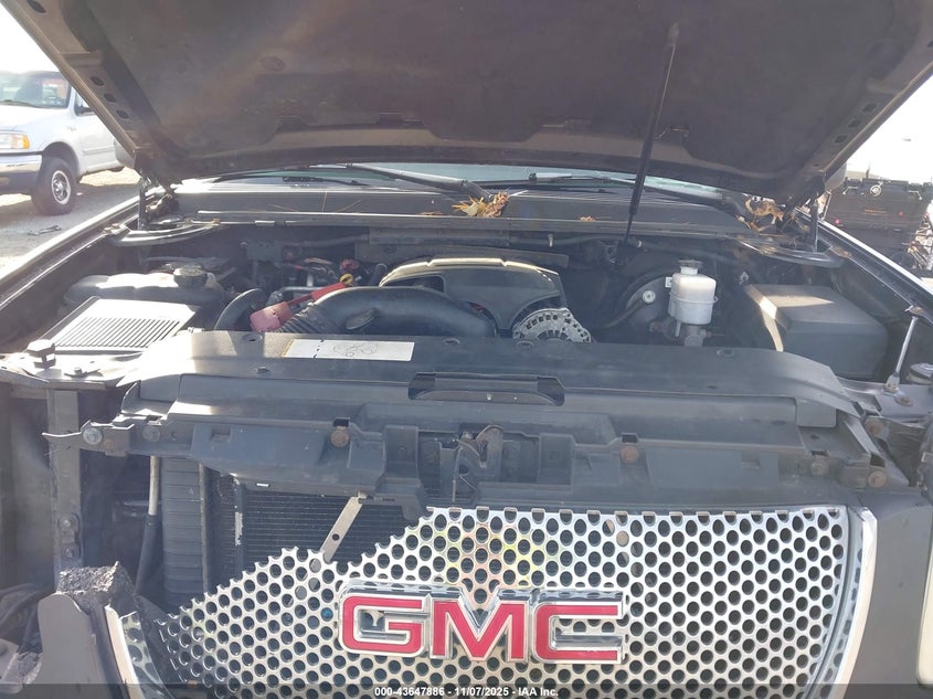 2007 GMC Yukon Slt VIN: 1GKFK13017J293700 Lot: 43647886