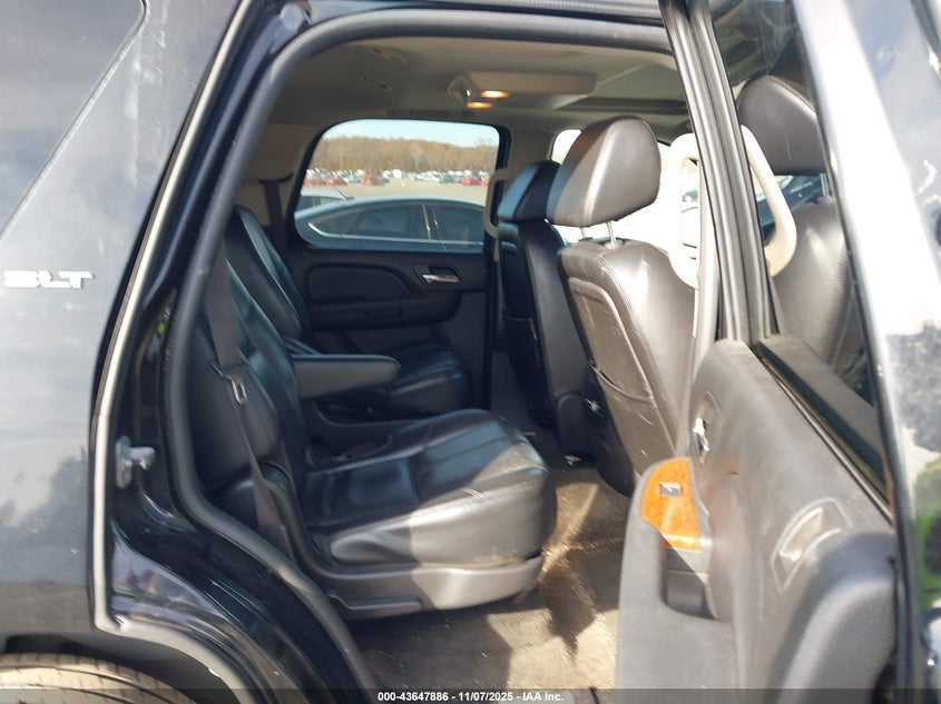 2007 GMC Yukon Slt VIN: 1GKFK13017J293700 Lot: 43647886