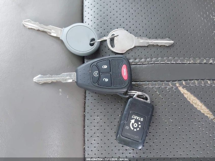 2005 Jeep Grand Cherokee Limited VIN: 1J4HR58215C654162 Lot: 43647934