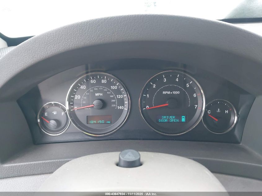 2005 Jeep Grand Cherokee Limited VIN: 1J4HR58215C654162 Lot: 43647934