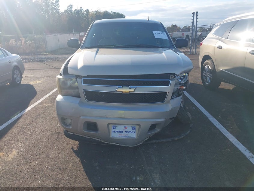 2007 Chevrolet Avalanche 1500 Ls VIN: 3GNEC12J77G172581 Lot: 43647935