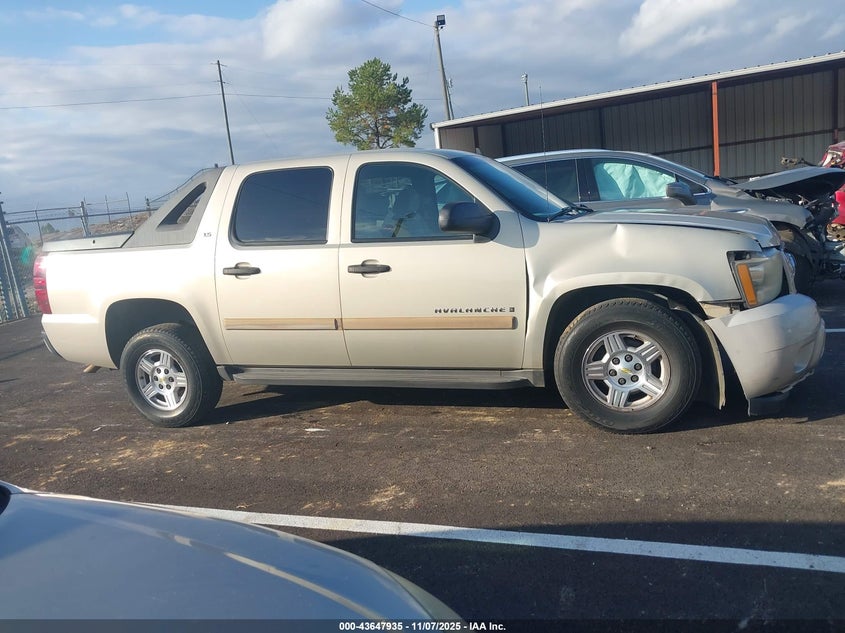 2007 Chevrolet Avalanche 1500 Ls VIN: 3GNEC12J77G172581 Lot: 43647935
