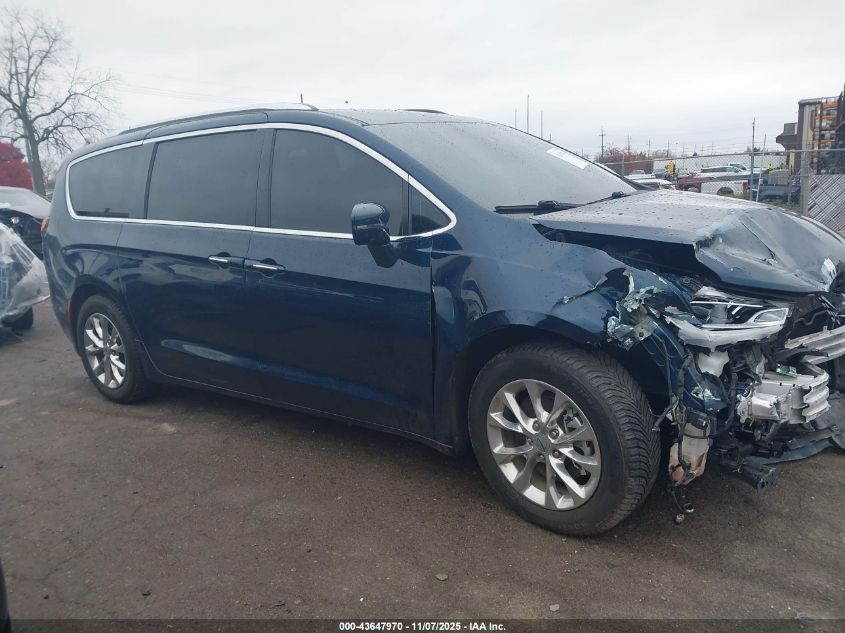 2021 Chrysler Pacifica Touring L VIN: 2C4RC1BG9MR579984 Lot: 43647970