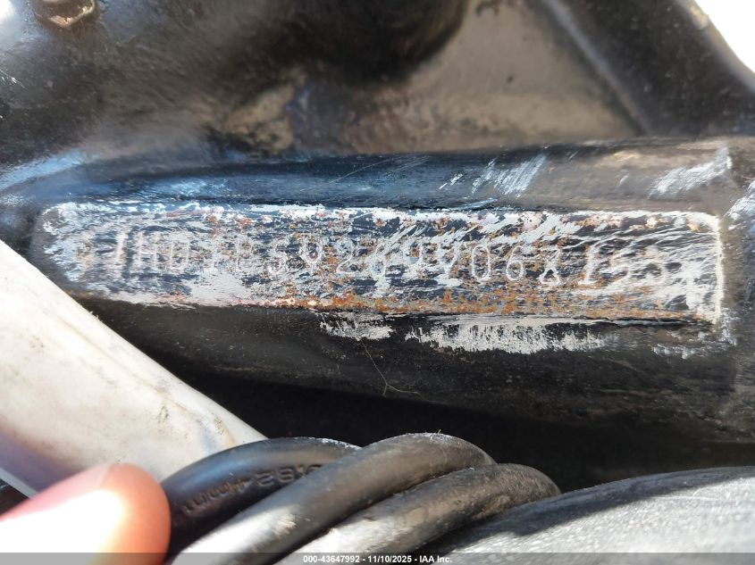 2000 Harley-Davidson Fxstd VIN: 1HD1BSY26YY068153 Lot: 43647992