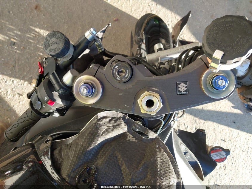 2007 SUZUKI GSX-R1000 JS1GT77A572106045