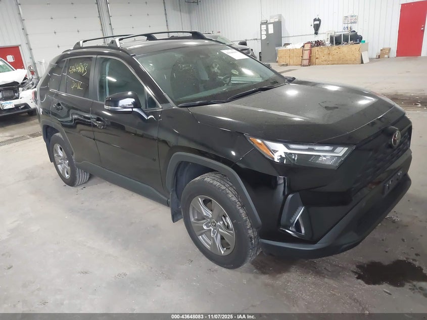 TOYOTA RAV4 XLE