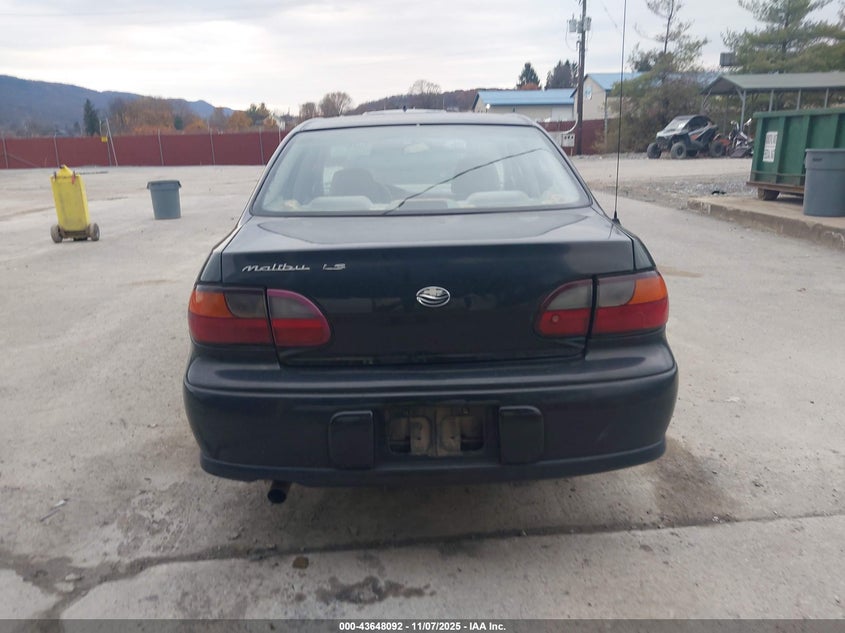 1998 Chevrolet Malibu VIN: 1G1ND52M1WY182415 Lot: 43648092