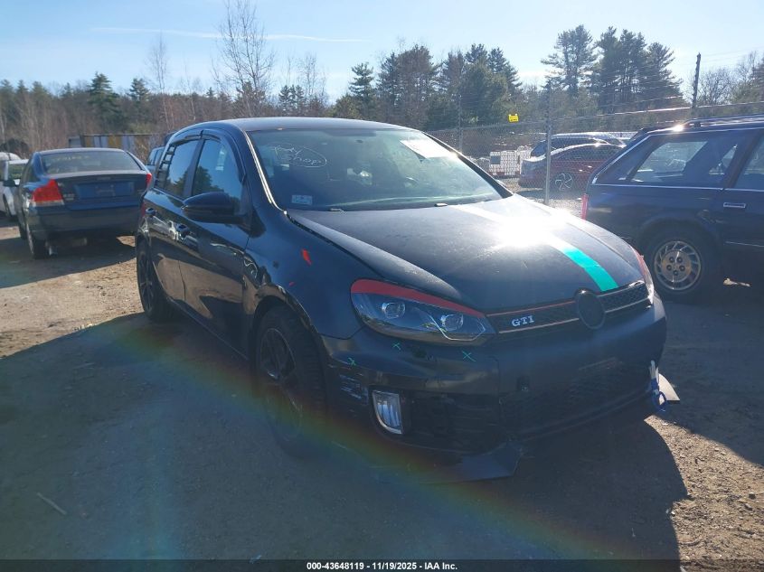 VOLKSWAGEN GOLF 4-DOOR
