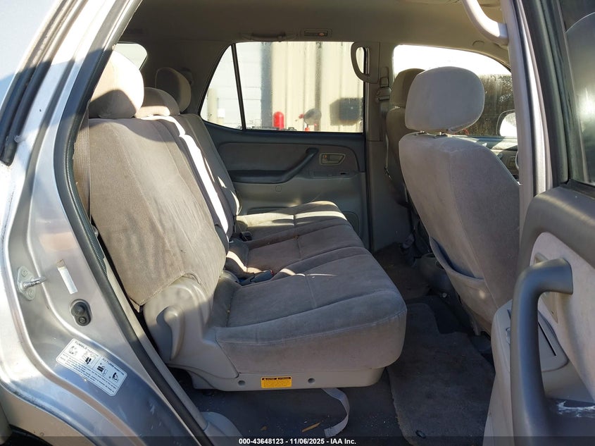 2001 Toyota Sequoia Sr5 V8 VIN: 5TDZT34A61S035241 Lot: 43648123