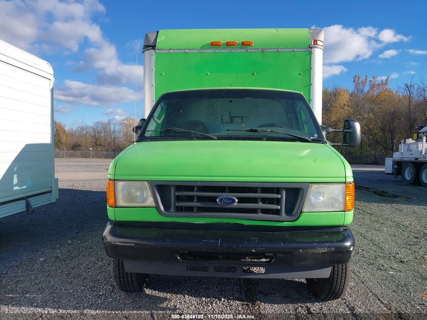 1FDWE35L34HA61653 2004 FORD ECONOLINE photo no. 13