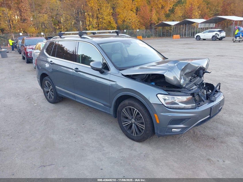 2018 VOLKSWAGEN TIGUAN 2.0T SE/2.0T SEL - 3VV2B7AX4JM081396