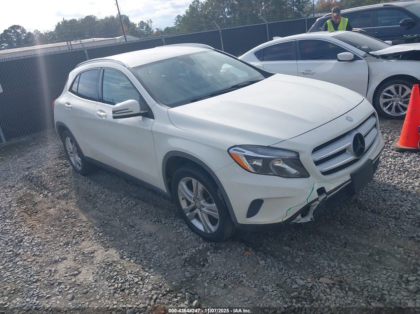 MERCEDES-BENZ GLA-CLASS 4MATIC