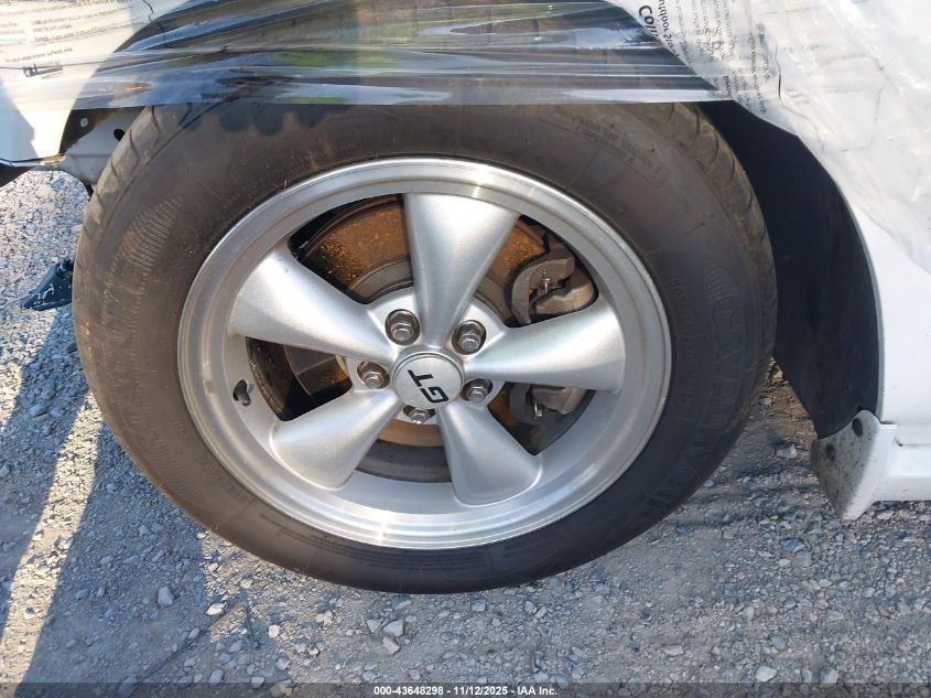 2005 Ford Mustang Gt Deluxe/Gt Premium VIN: 1ZVFT82HX55113142 Lot: 43648298