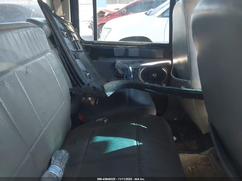 1999 Ford Explorer Xl/Xlt VIN: 1FMZU34X5XUC07728 Lot: 43648325