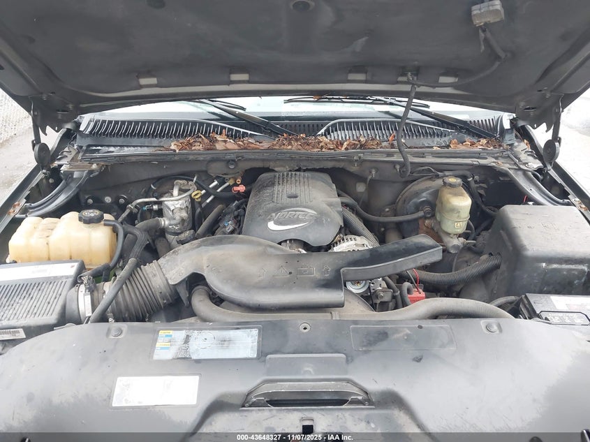 1GNEC13Z52J301882 2002 CHEVROLET TAHOE photo no. 10