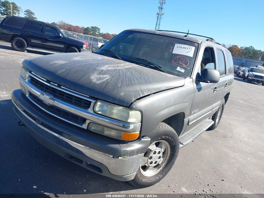 1GNEC13Z52J301882 2002 CHEVROLET TAHOE photo no. 2