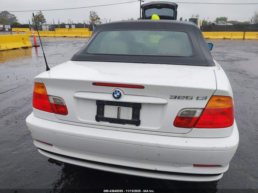 2003 BMW 325Ci VIN: WBABS33423PG90171 Lot: 43648355