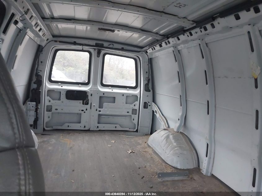 2005 Chevrolet Express VIN: 1GCFG15X351177516 Lot: 43648394