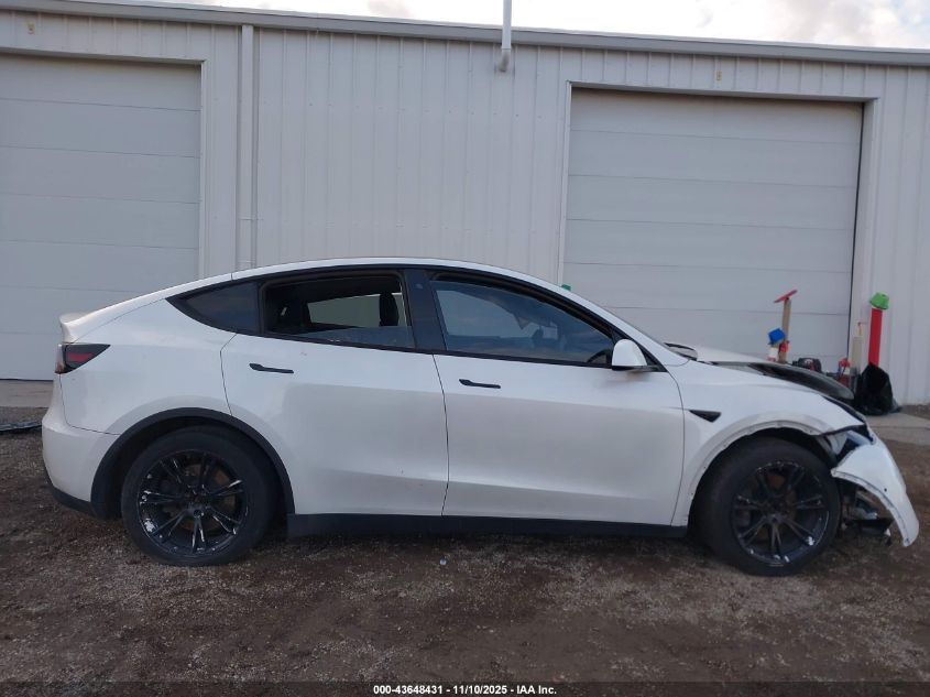 2020 Tesla Model Y Long Range Dual Motor All-Wheel Drive VIN: 5YJYGDEE3LF017097 Lot: 43648431