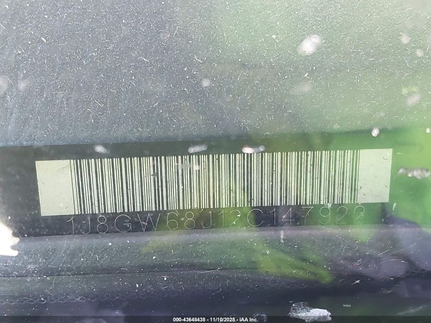 2002 Jeep Grand Cherokee Overland VIN: 1J8GW68J12C147922 Lot: 43648438