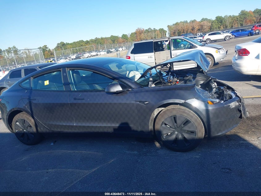2025 Tesla Model 3 Long Range Rear-Wheel Drive/Standard VIN: 5YJ3E1EAXSF902178 Lot: 43648473