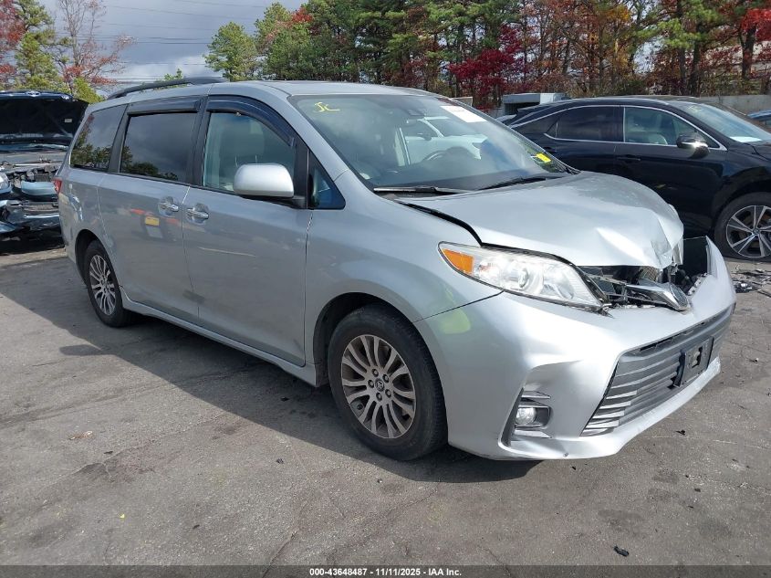 TOYOTA SIENNA XLE 8 PASSENGER