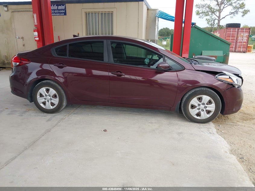 2017 KIA FORTE LX - 3KPFK4A70HE114056