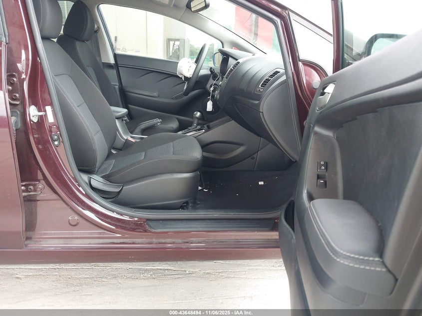 2017 KIA FORTE LX - 3KPFK4A70HE114056