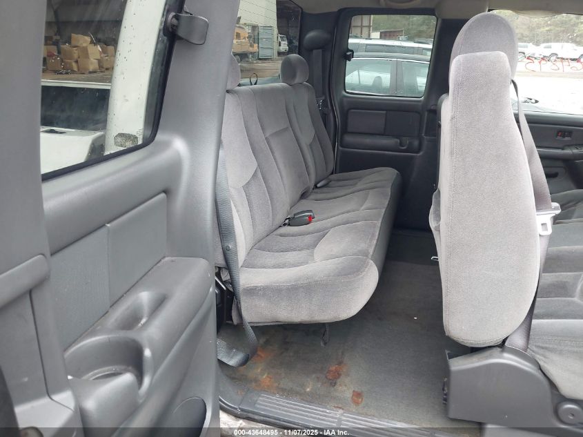 2004 GMC Sierra 1500 Sle VIN: 2GTEC19T841308849 Lot: 43648495