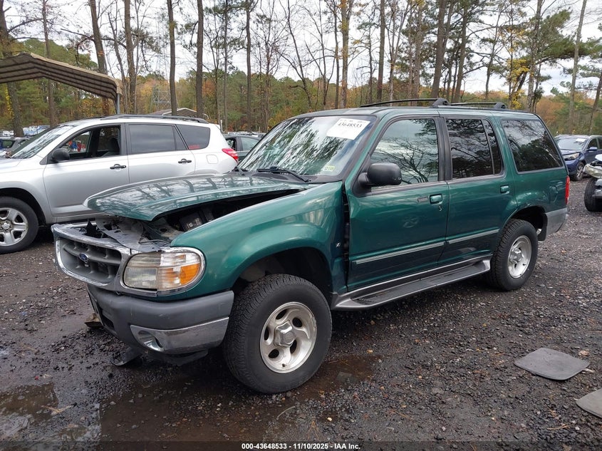 1FMZU83P91ZA60435 2001 FORD EXPLORER photo no. 2
