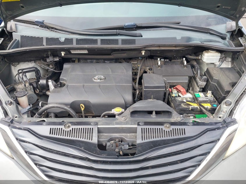 5TDKK3DCXDS285852 2013 TOYOTA SIENNA photo no. 10